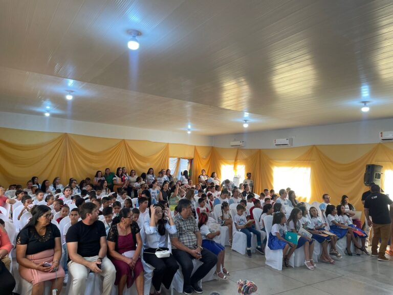 WhatsApp-Image-2024-11-26-at-09.09.56-768x576-1 São João do Tigre celebra o “Dia A” da Alfabetização com evento especial para alunos e educadores